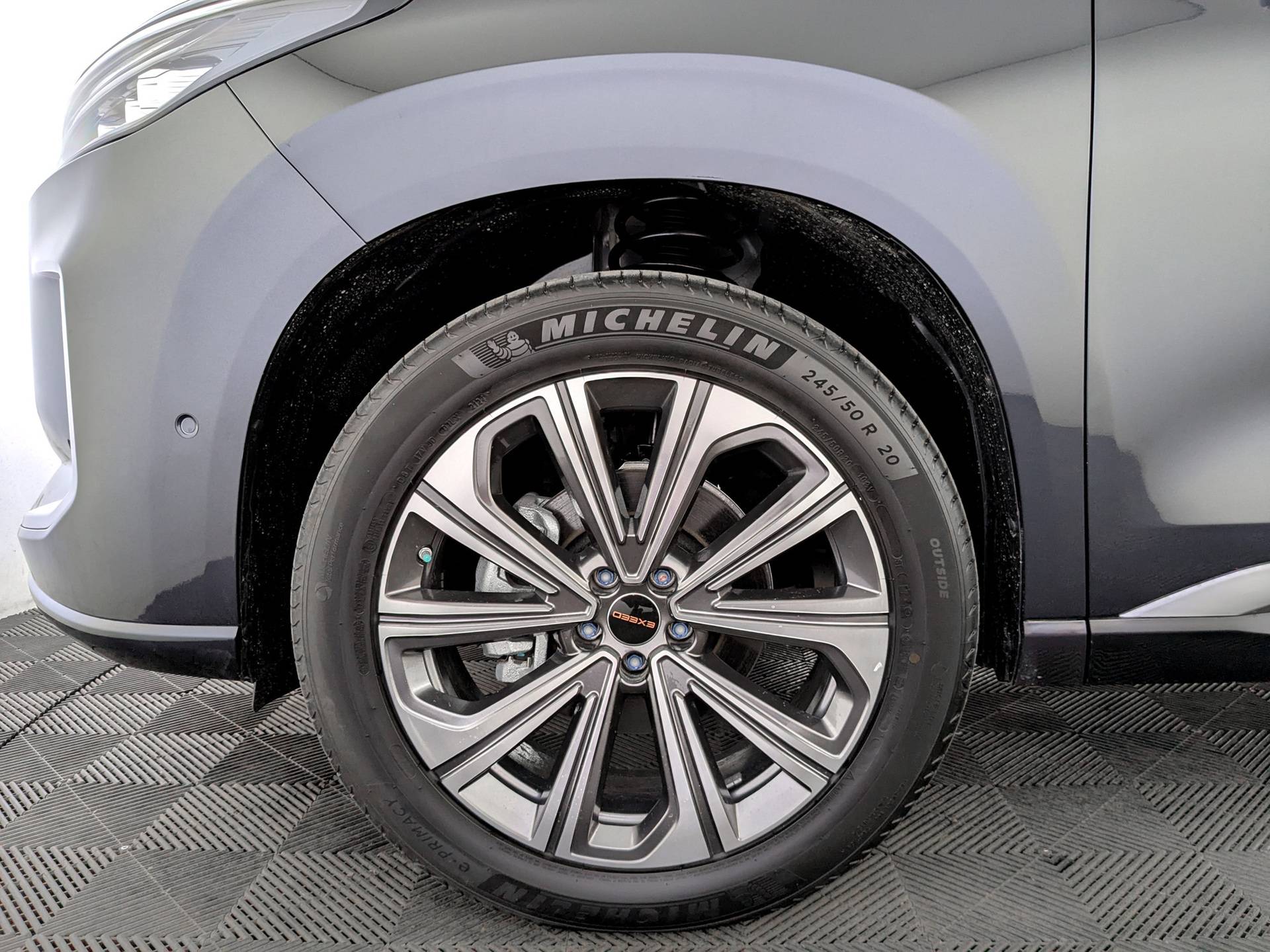 EXEED VX President 7 мест 2.0T 8AT 4WD