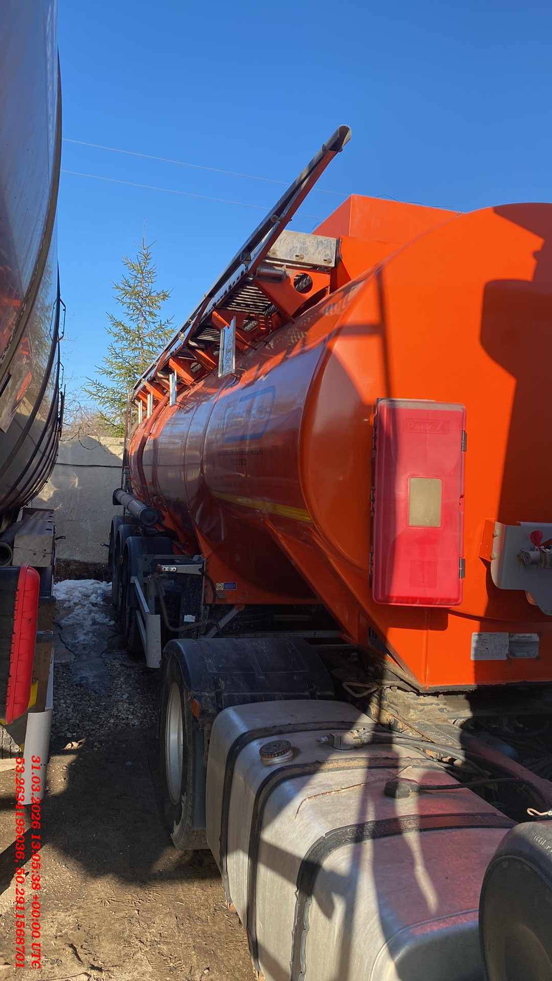 Сеспель Бензовоз SF3328 (964845), 2021 года