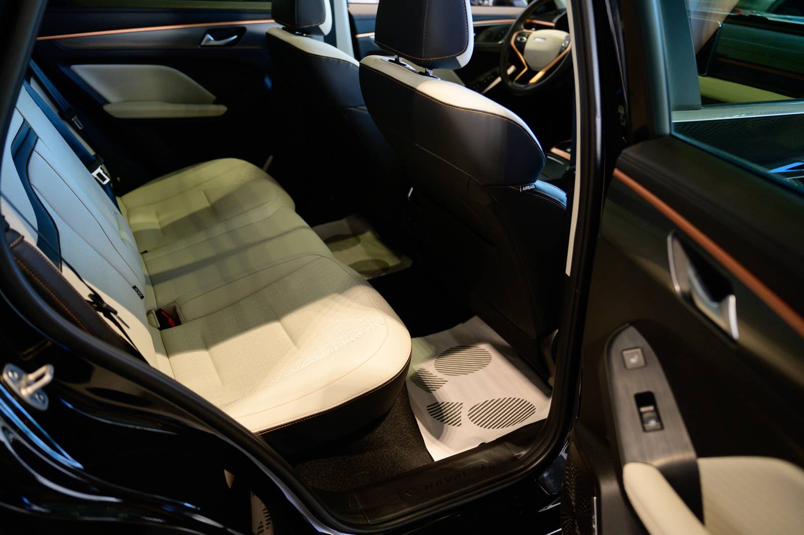 Haval Jolion Tech+ 1.5T DCT 4WD