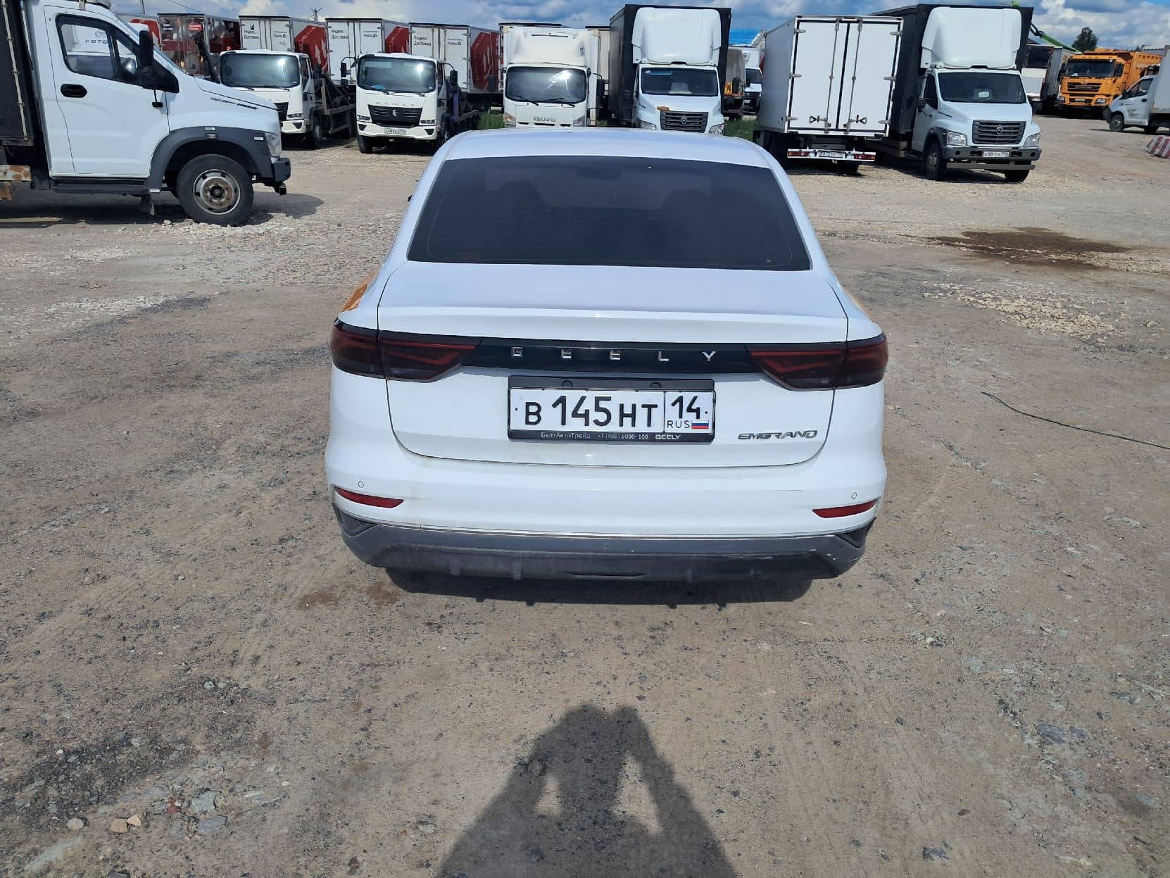 Geely Emgrand,  80 000 км, 2024 года в лизинг