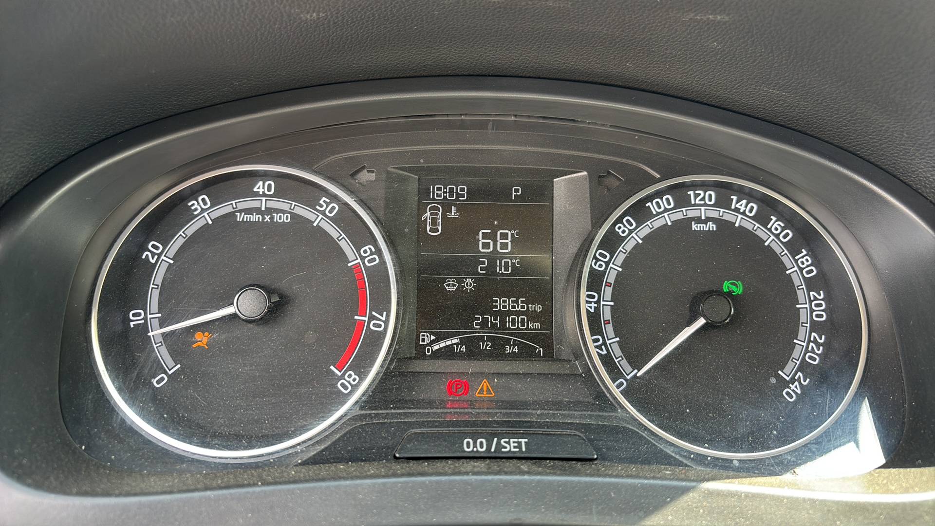 Skoda Rapid,  274 100 км, 2019 года