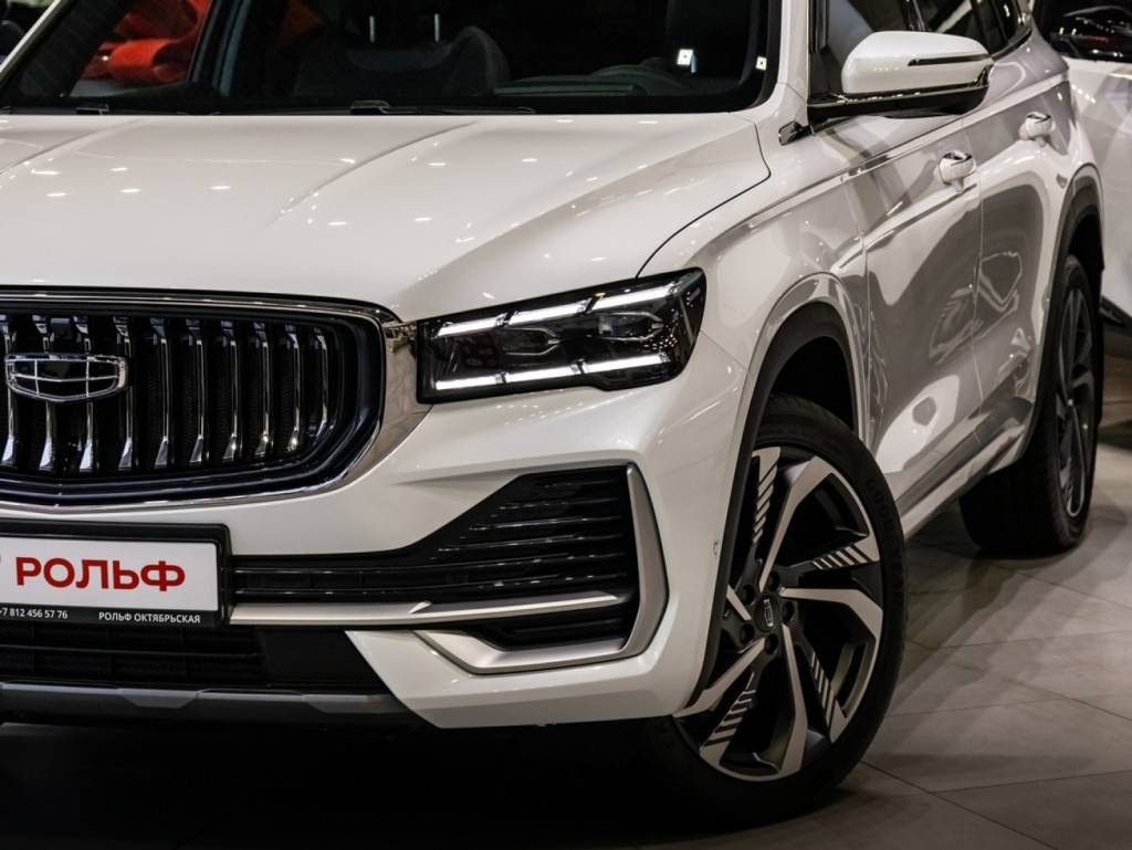 Geely Monjaro Флагман 2.0Т 238 л.с. АТ полный привод