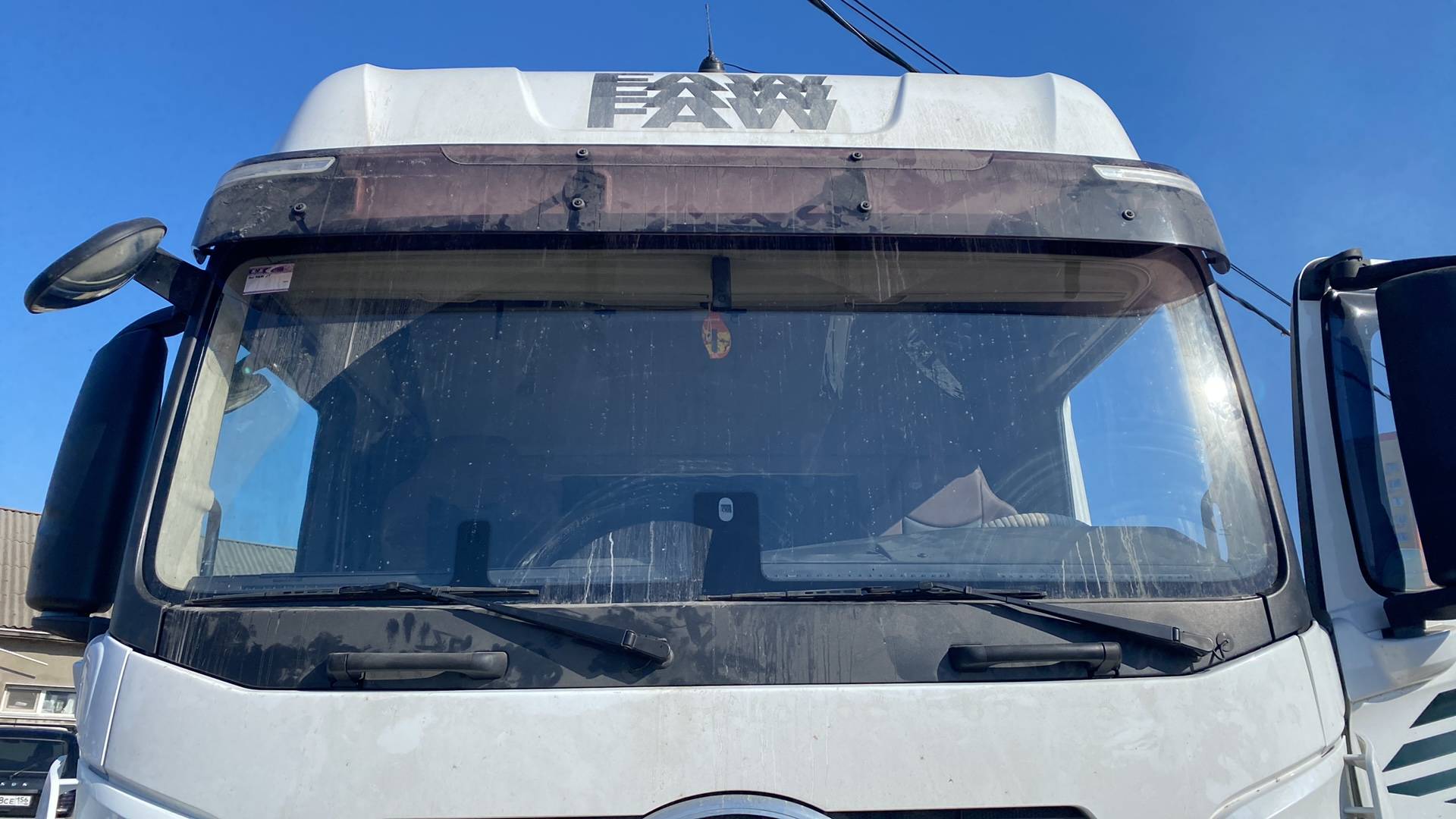 FAW CA4180P77K25E5 4x2,  264 176 км, 2023 года в лизинг