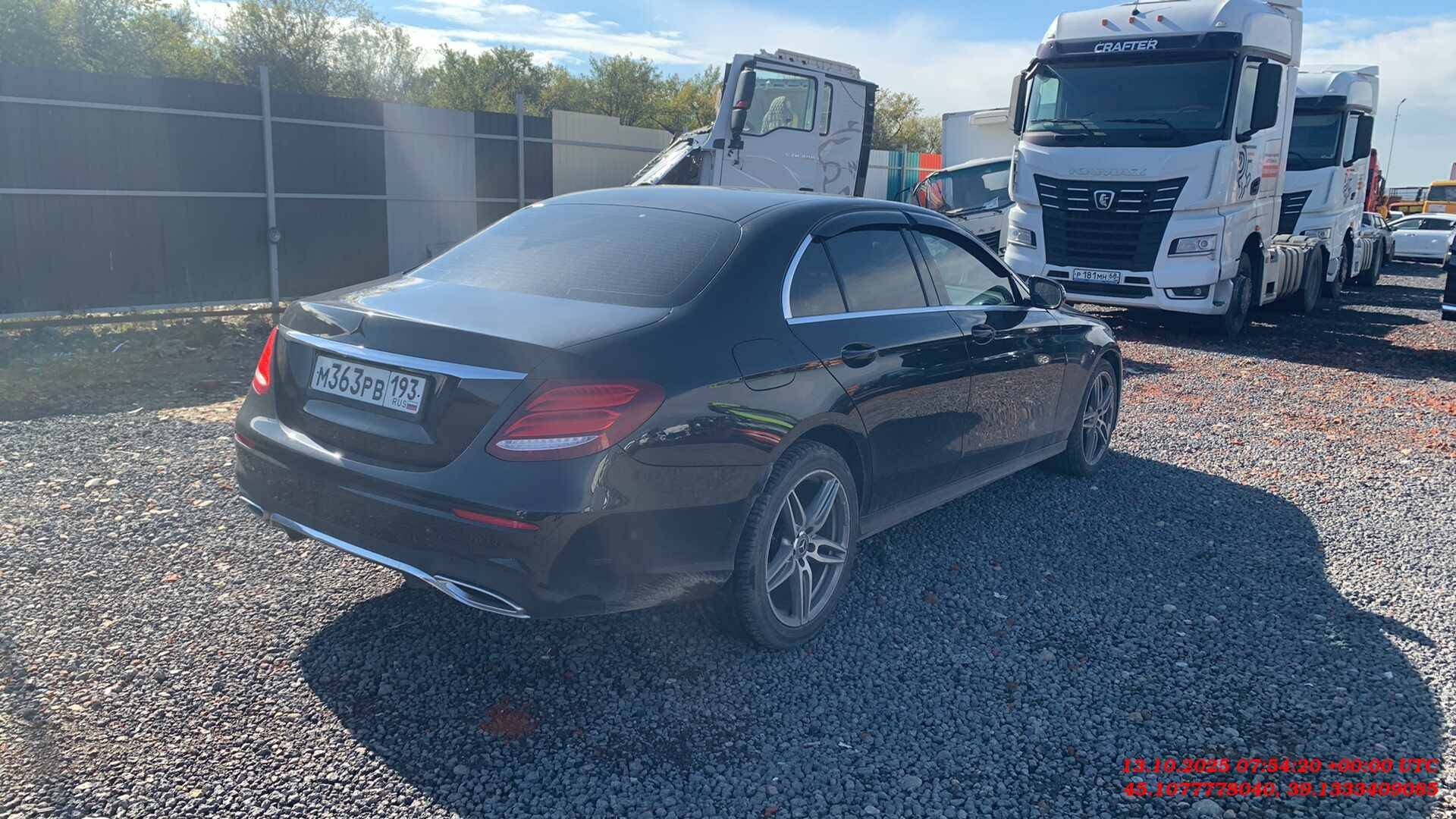 Mercedes-Benz E седан,  298 074 км, 2020 года в лизинг