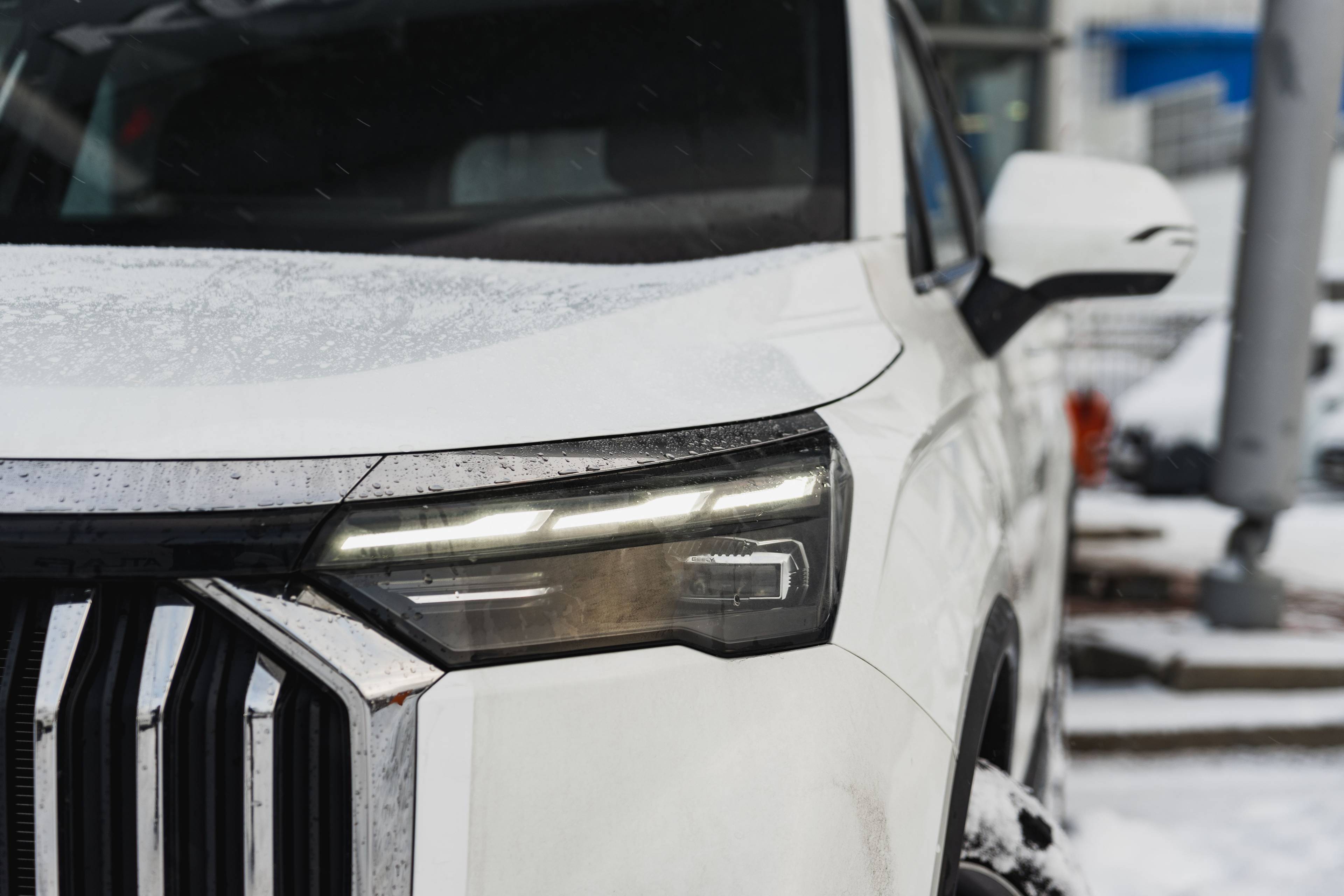 Geely Okavango Flagship 2.0T 7DCT 2WD