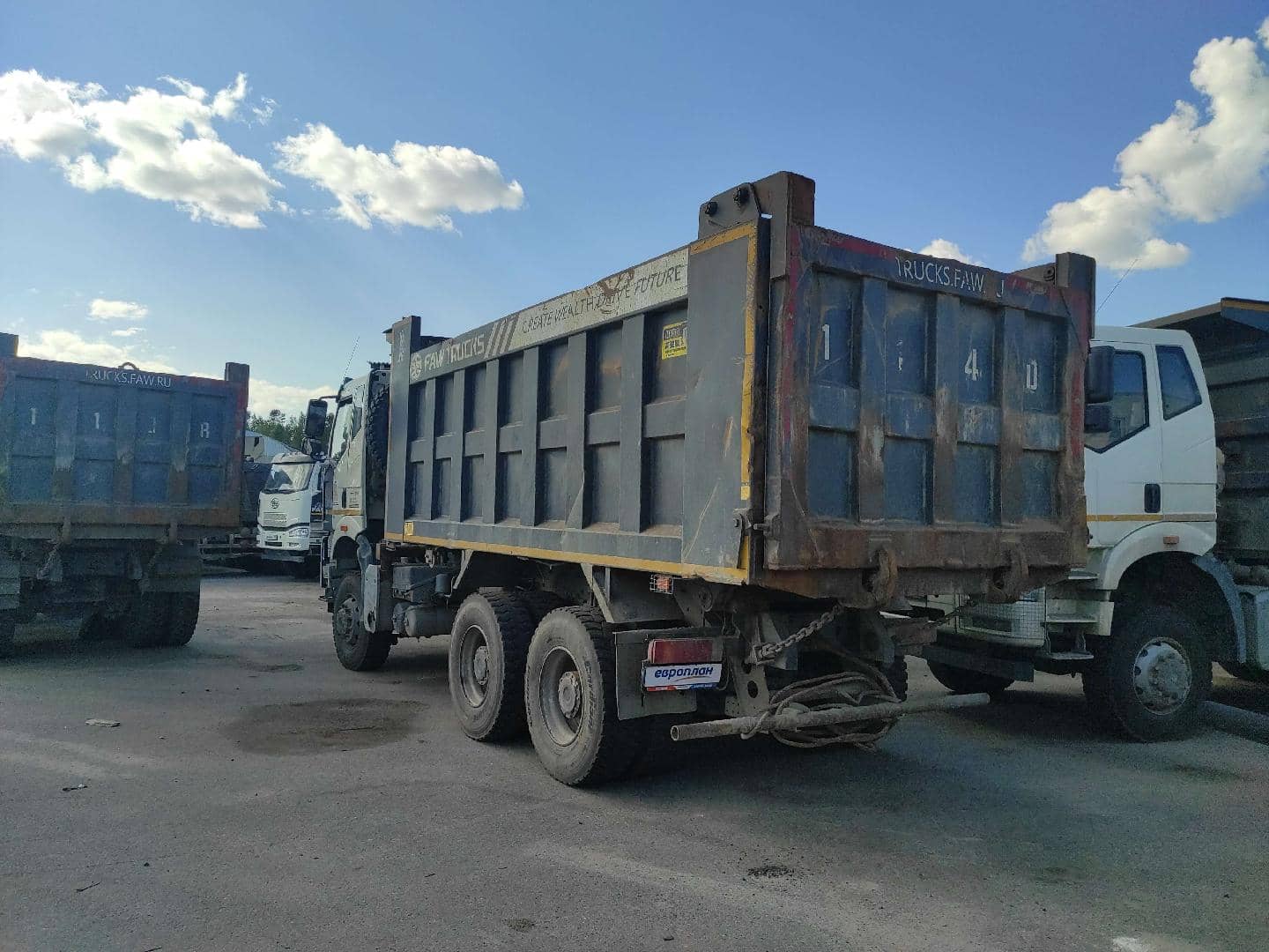 FAW CA3250P66K24L1TE5 6x6,  154 238 км, 2023 года в лизинг