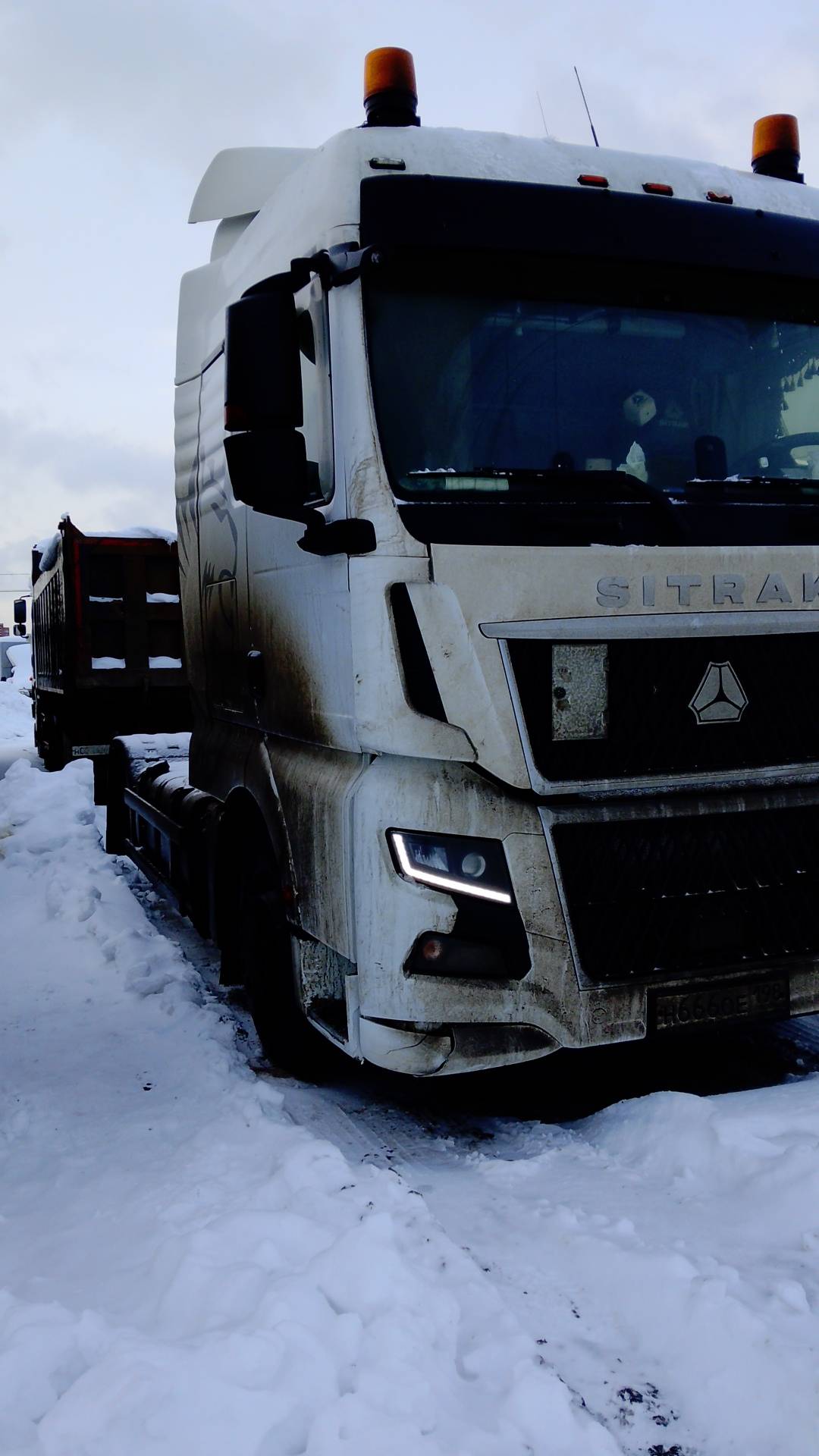 Sitrak C7H MAX ZZ4186V391HE,  221 750 км, 2023 года в лизинг