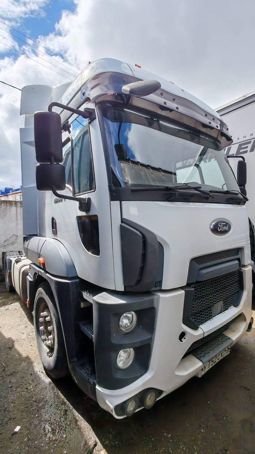 Ford CARGO 1848Т 4x2,  747 566 км, 2018 года в лизинг