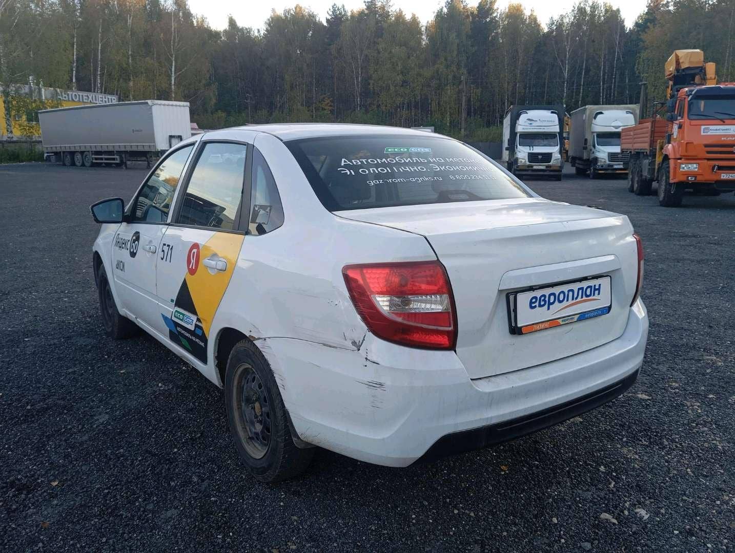 Lada Granta седан,  202 661 км, 2023 года в лизинг