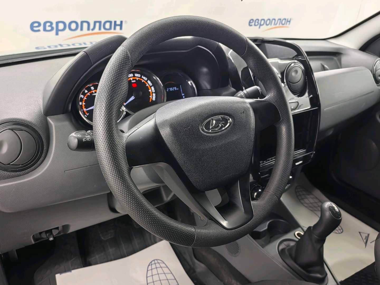 Lada Largus фургон,  27 829 км, 2024 года в лизинг