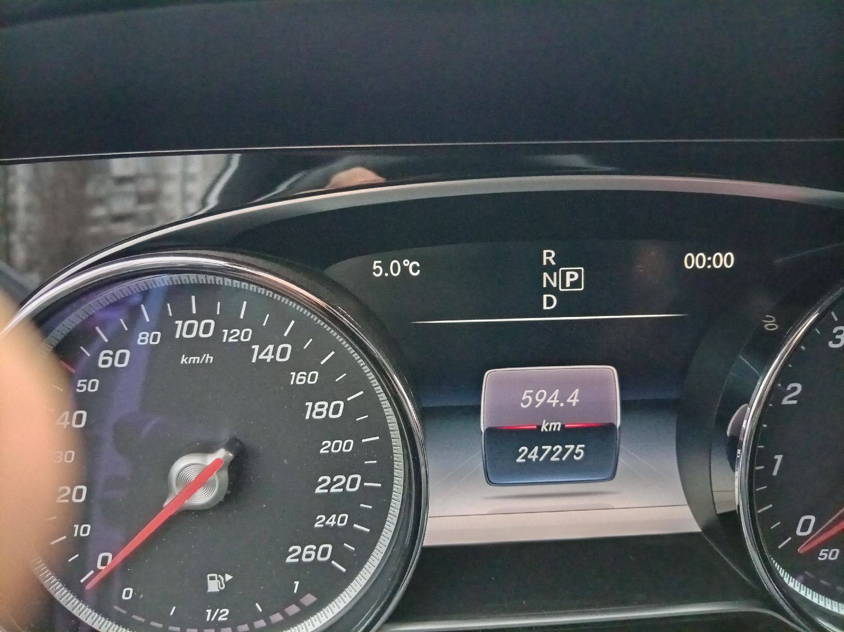 Mercedes-Benz E седан,  240 000 км, 2018 года