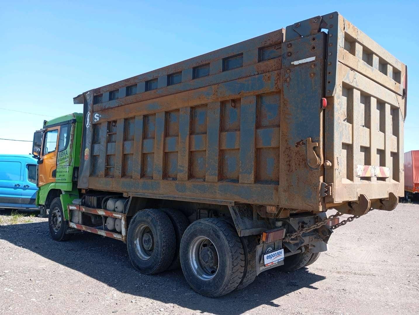Shacman SX32586V384,  263 551 км, 2022 года в лизинг