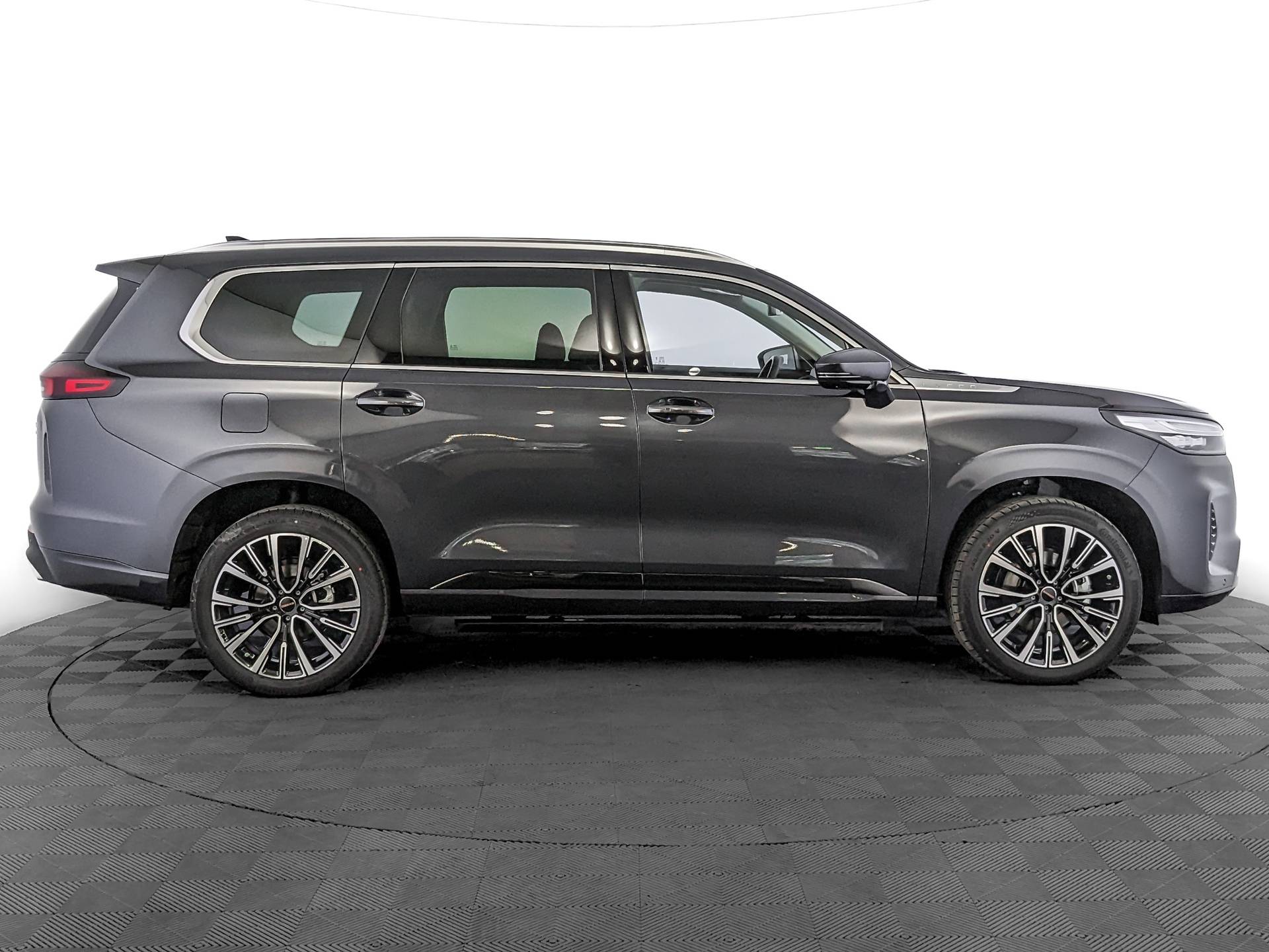 EXEED VX President LE 2.0T 7DCT 4WD