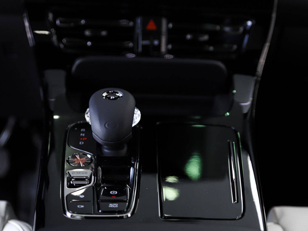 GAC M8 Lounge 2.0T GDI 8AT