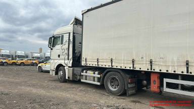 Sitrak ZZ4186V391HE