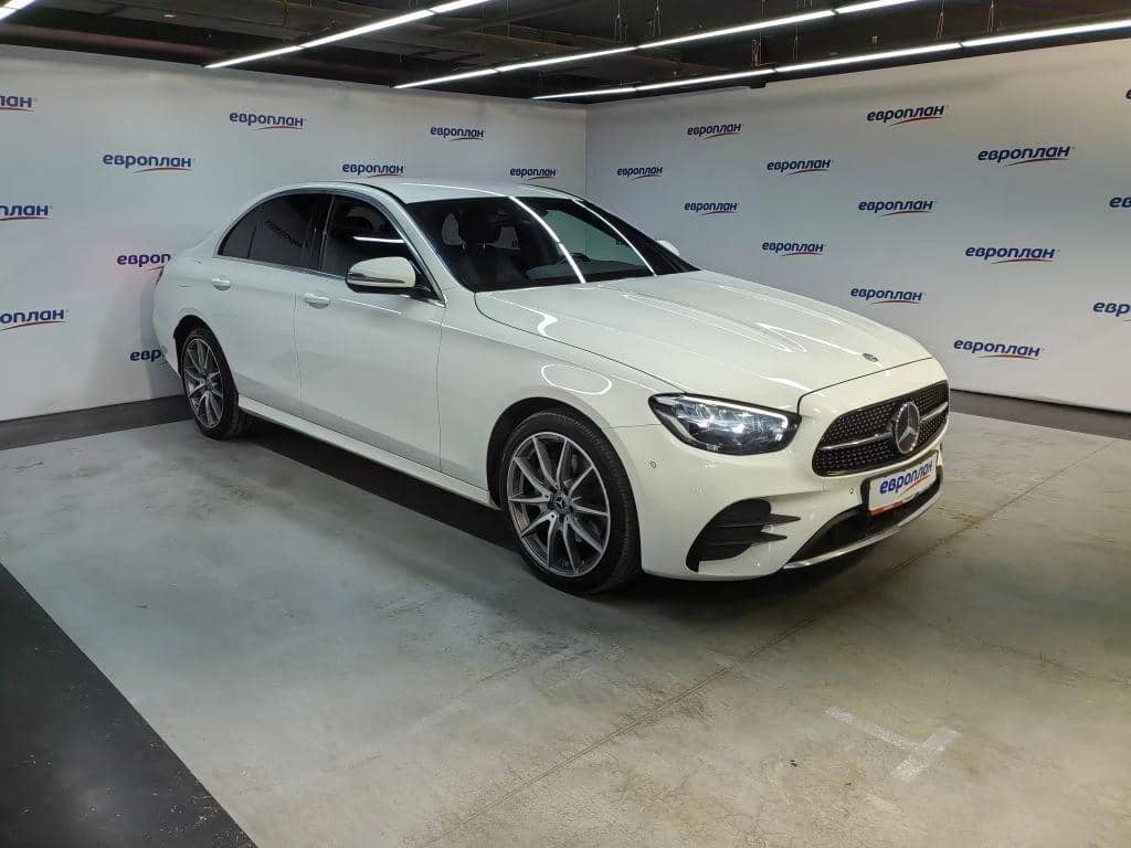 Mercedes-Benz E седан,  69 165 км, 2021 года в лизинг