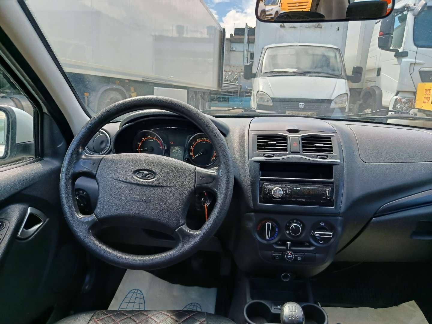 Lada Granta седан,  309 130 км, 2023 года в лизинг