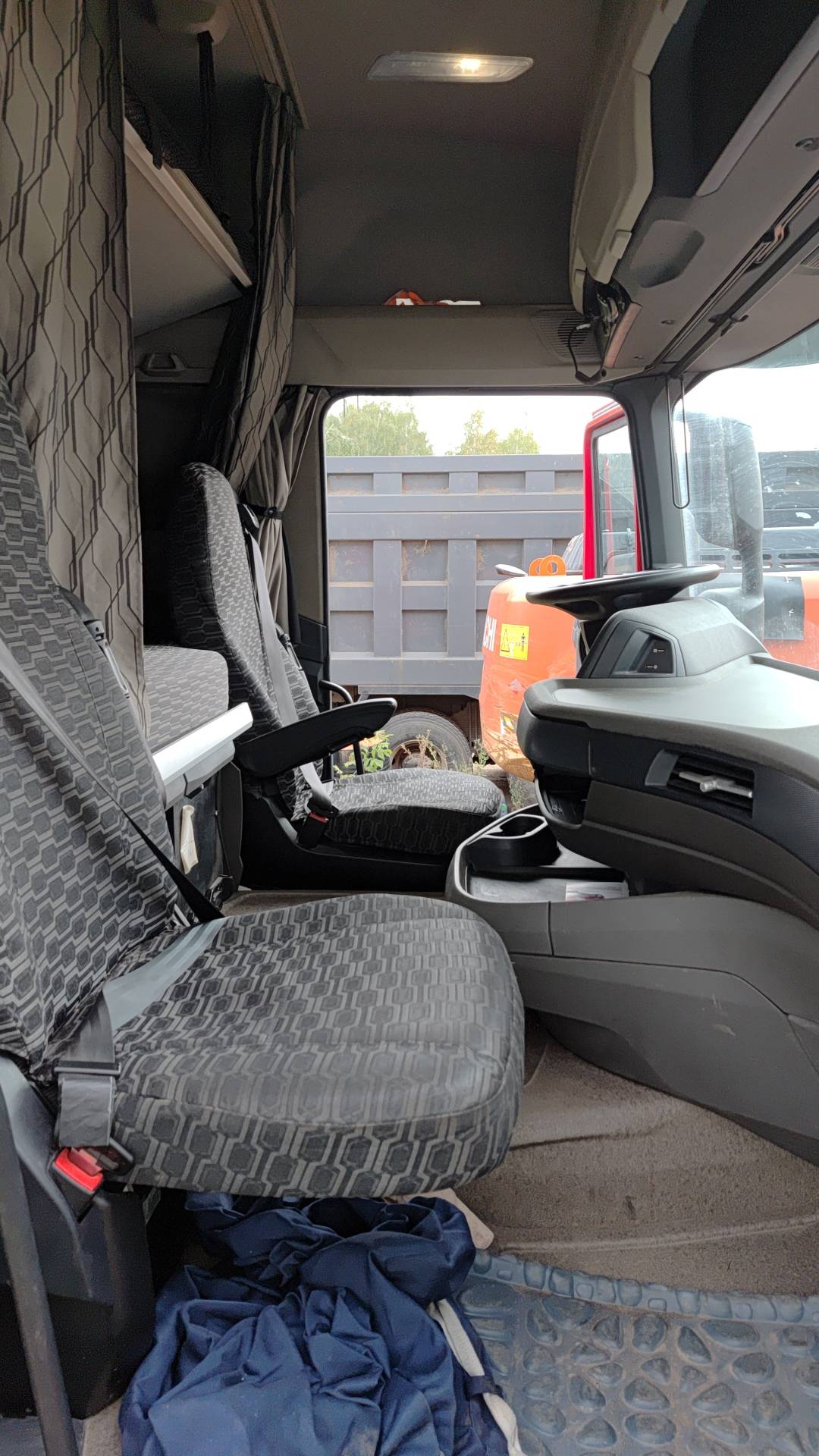 DAF XF 450 FT 4x2 (Space Cab),  338 028 км, 2022 года в лизинг