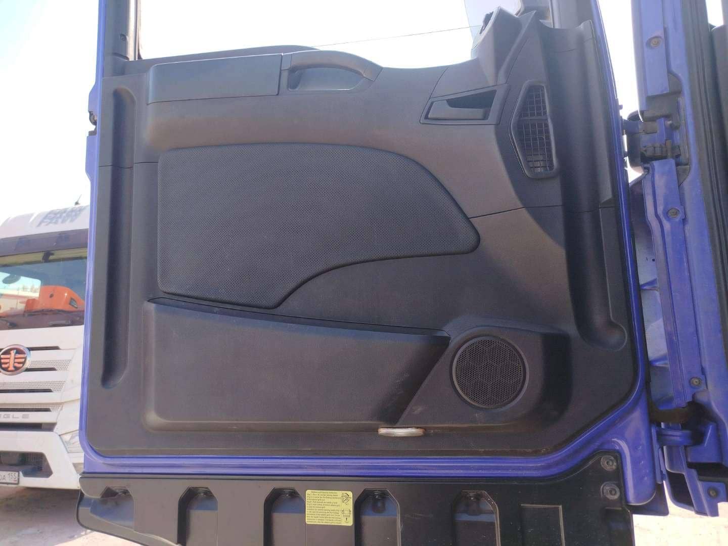 Sitrak С7Н 6×4 ZZ4256V364HE,  591 326 км, 2023 года в лизинг