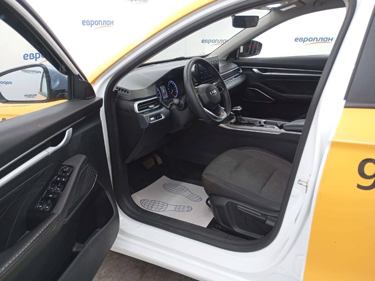 Geely Emgrand,  214 537 км, 2023 года в лизинг
