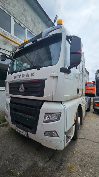 Sitrak C7H 4x2 ZZ4186V361HE
