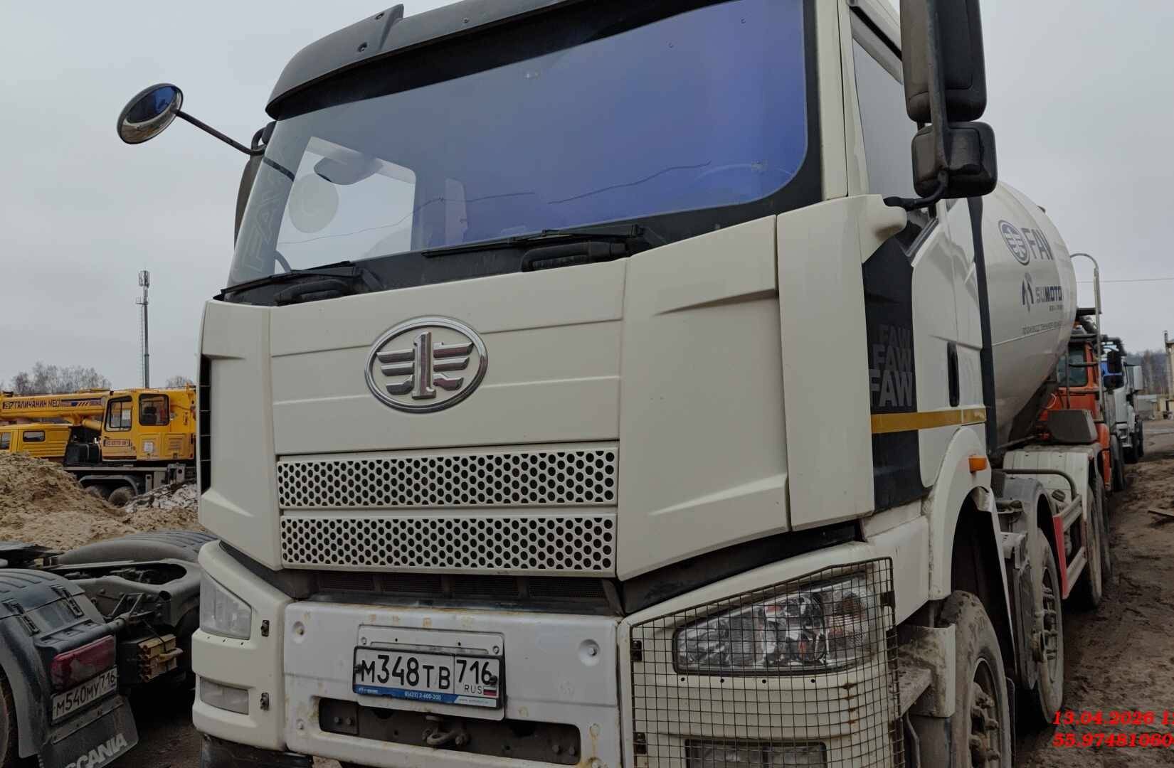 FAW CA3310P66K24T4E5 8x4,  118 258 км, 2023 года в лизинг
