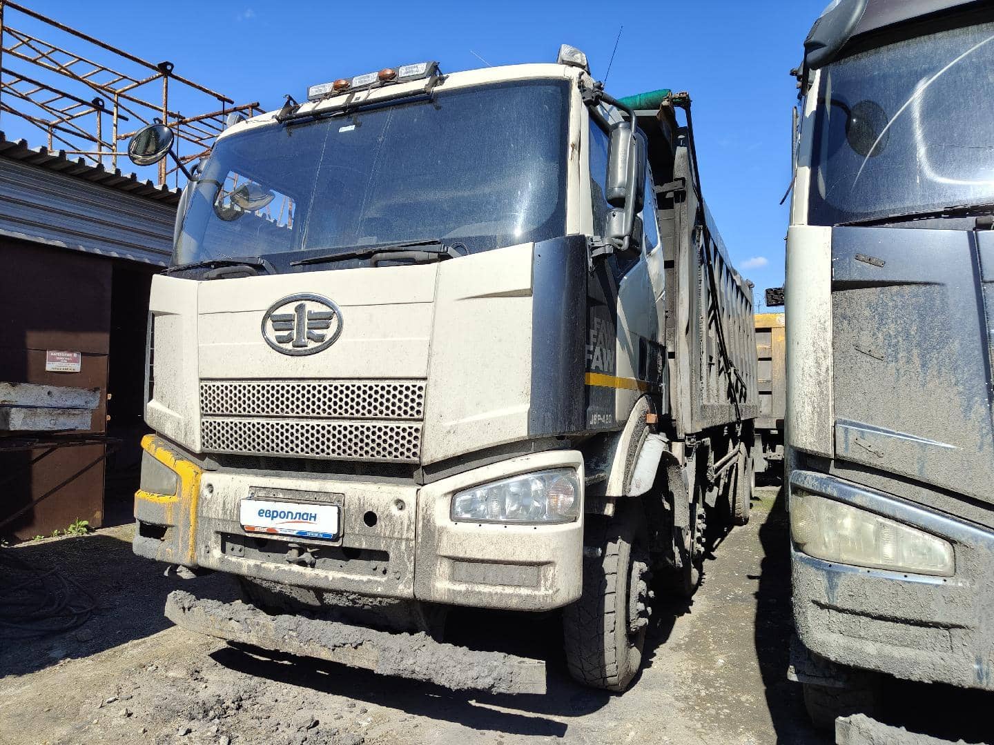 FAW CA3310P66K24T4E4 8x4 (E4)