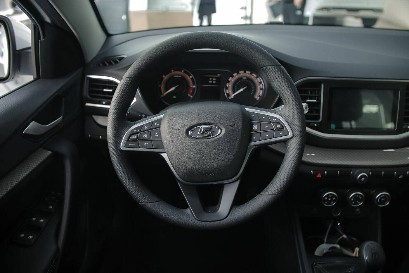 Lada Vesta седан Life 1.6 106hp 5MT