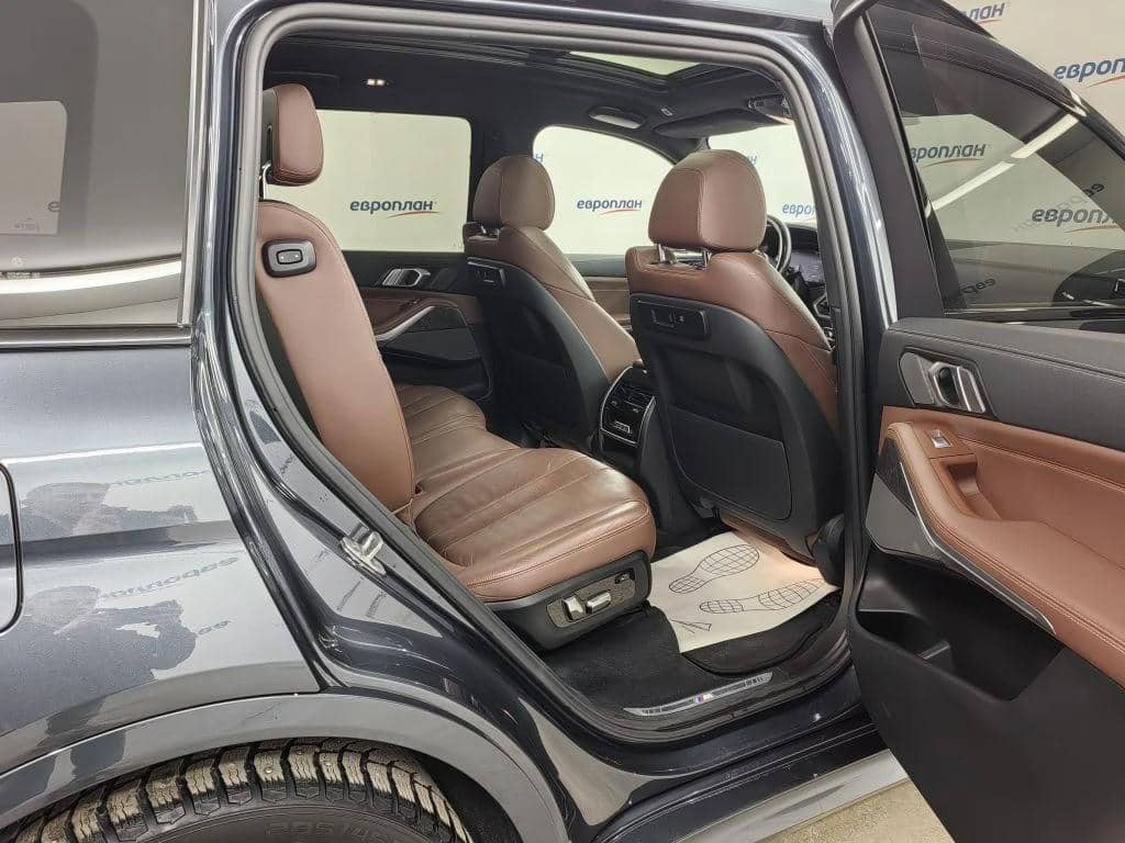 BMW X7,  173 323 км, 2021 года в лизинг