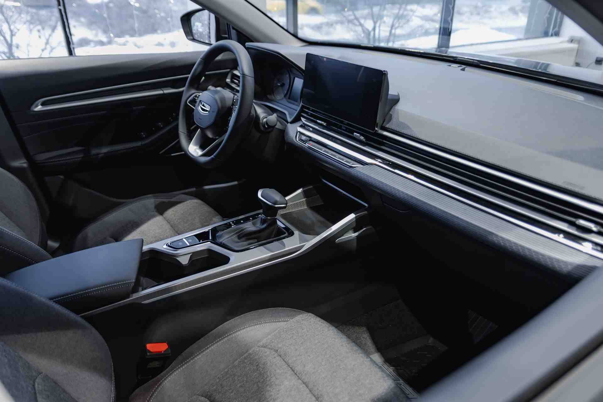 Geely Emgrand Flagship 1.5 AT
