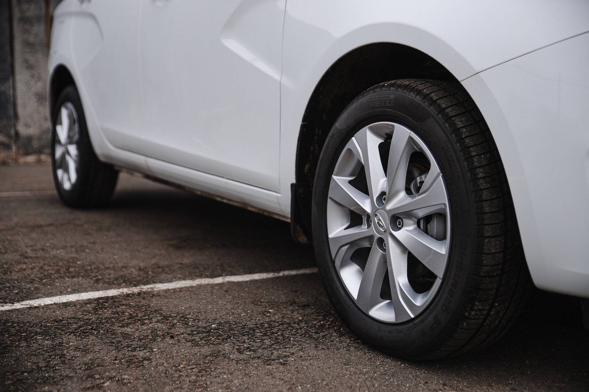 Lada Vesta седан Enjoy 24 1.8 122hp AT