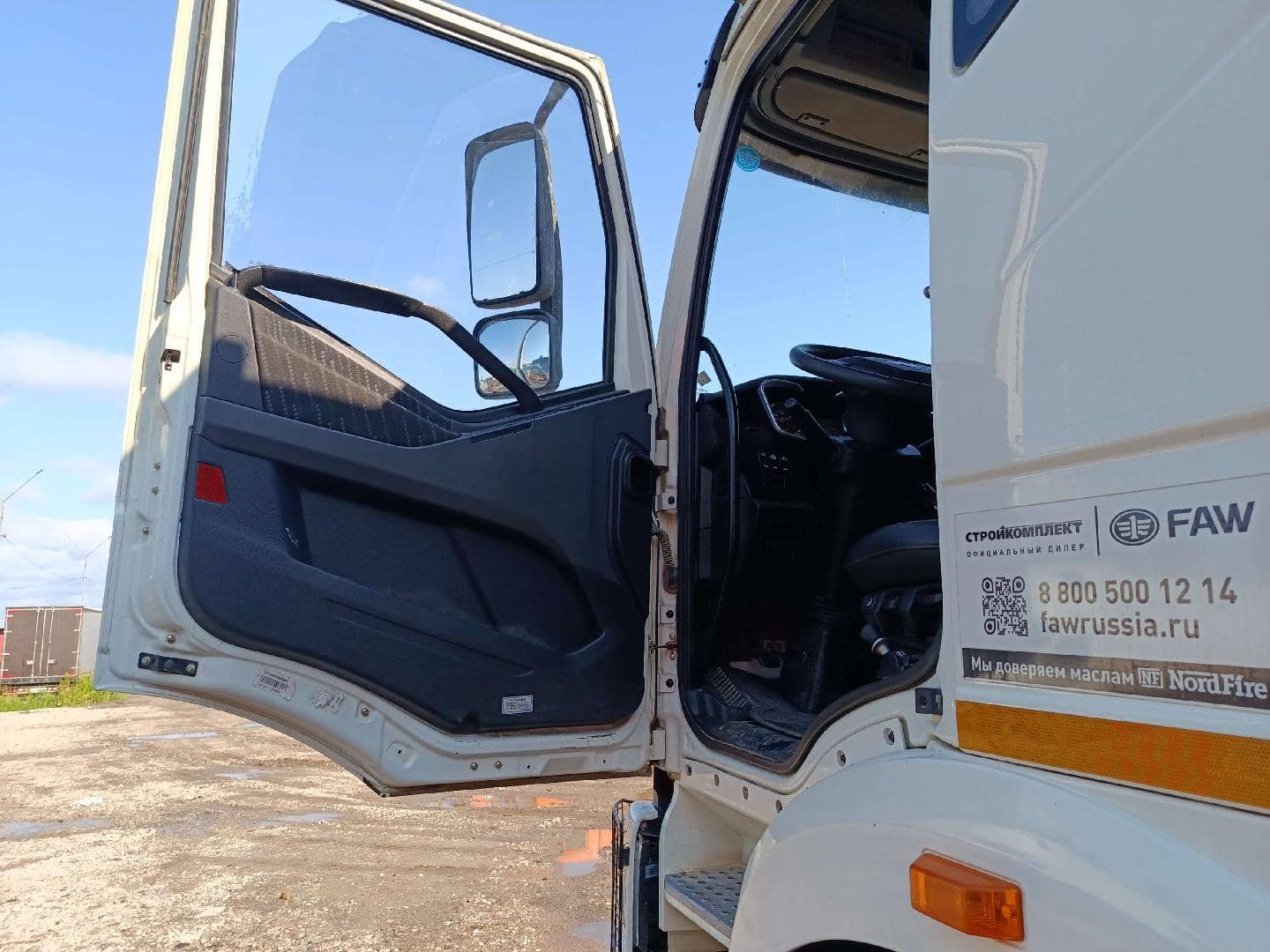 FAW CA3250P66K24L1TE5 6x6,  91 004 км, 2023 года в лизинг