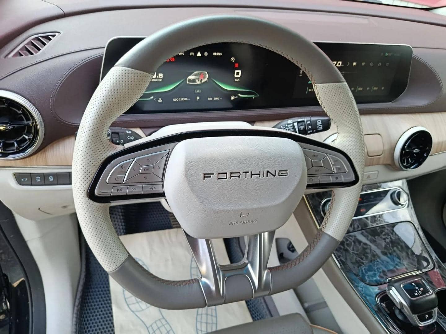 Forthing Yacht,  118 308 км, 2022 года в лизинг