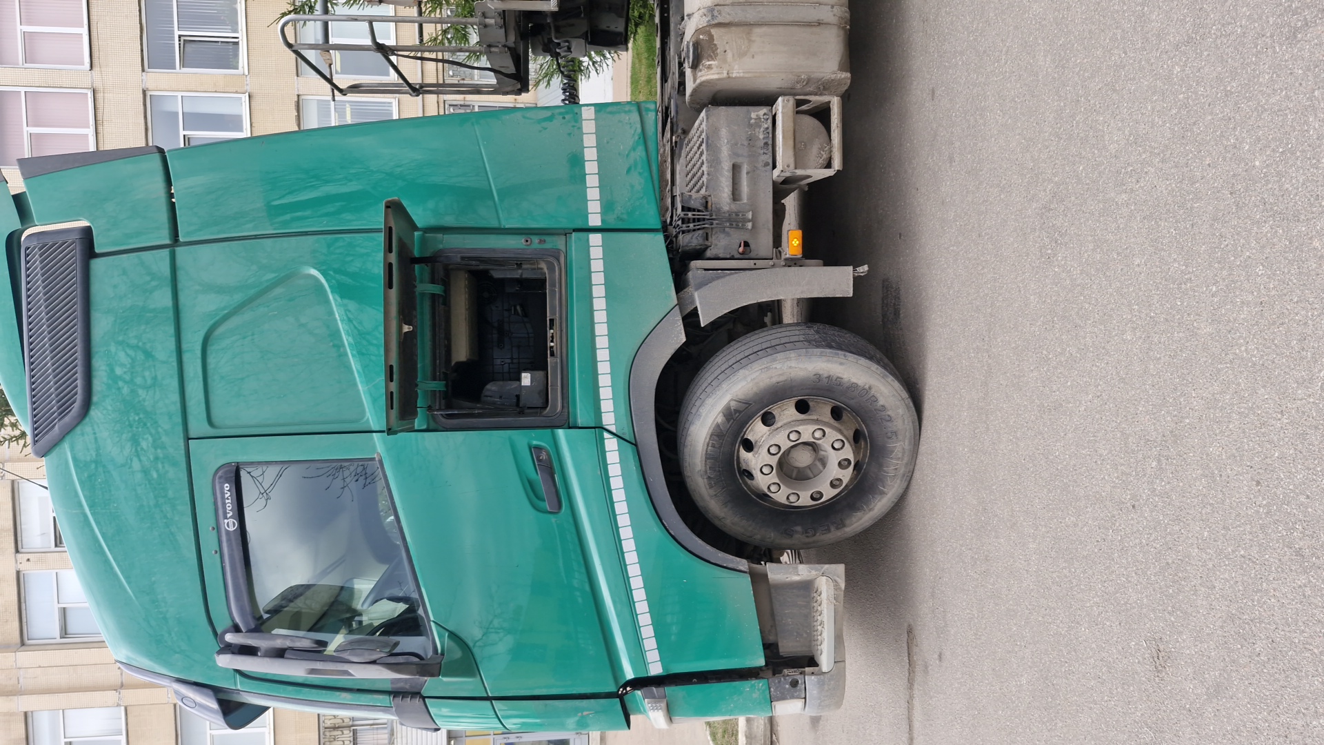 Volvo FH 460 4x2 (FH Globetrotter XL)