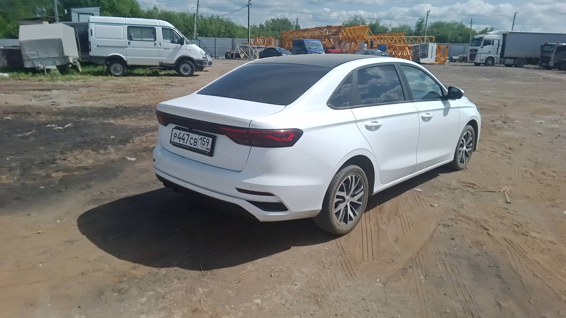 Geely Emgrand,  83 852 км, 2024 года в лизинг