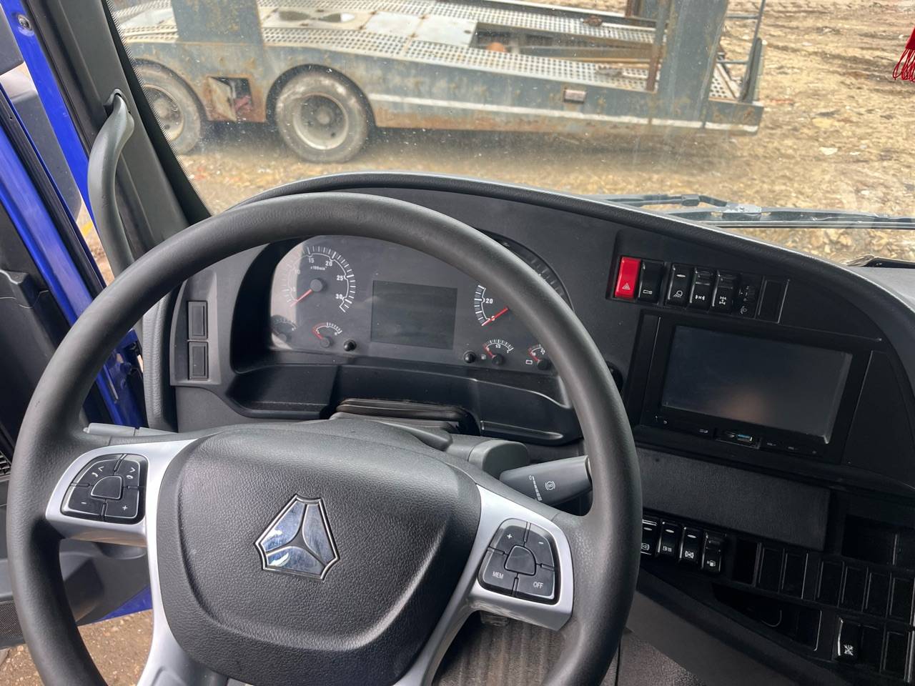 Sitrak С7Н 6×4 ZZ4256V364HE,  125 000 км, 2022 года в лизинг