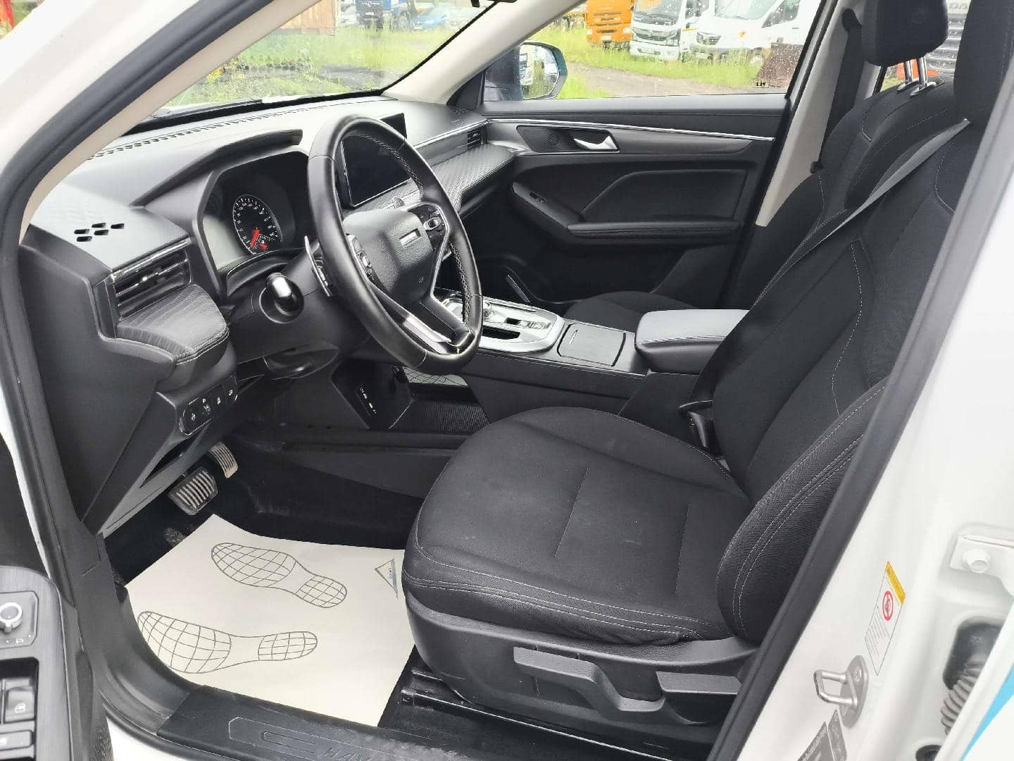 Haval Jolion,  116 842 км, 2024 года в лизинг