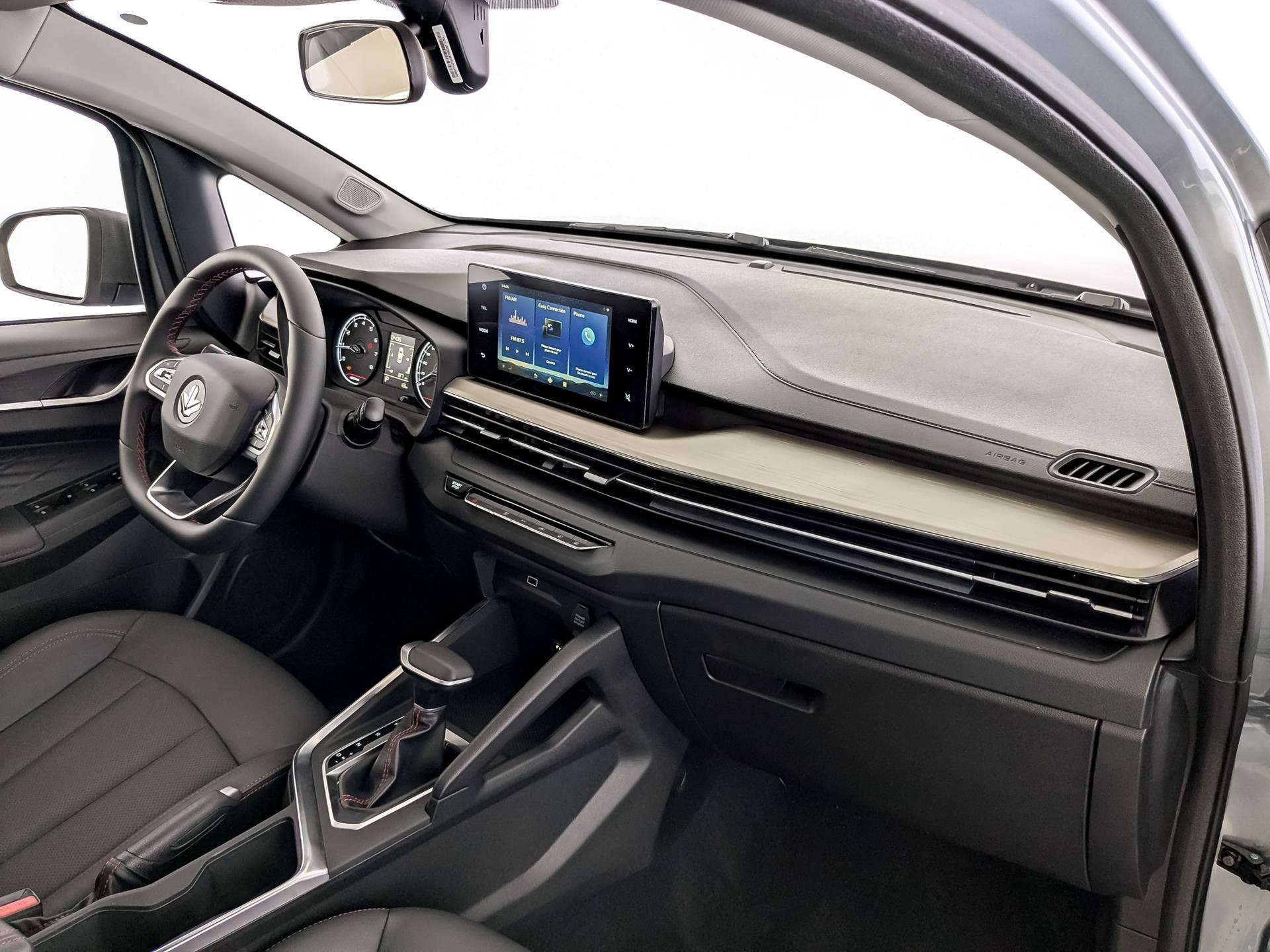 Livan X3PRO Luxury 1.5 CVT