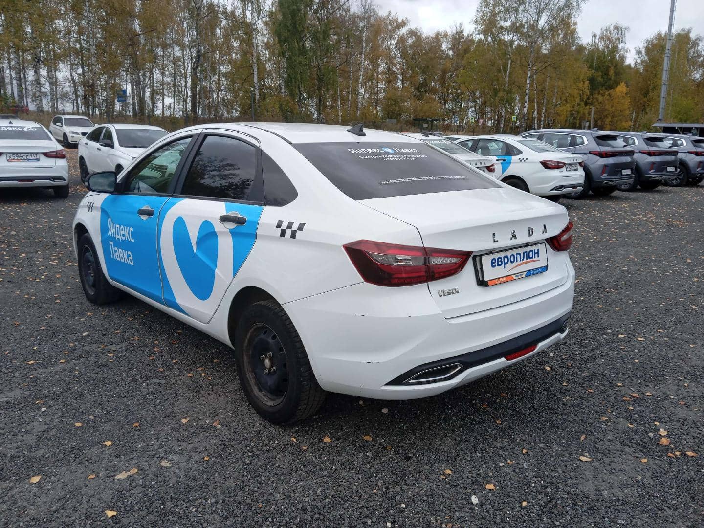 Lada Vesta седан,  127 385 км, 2023 года в лизинг