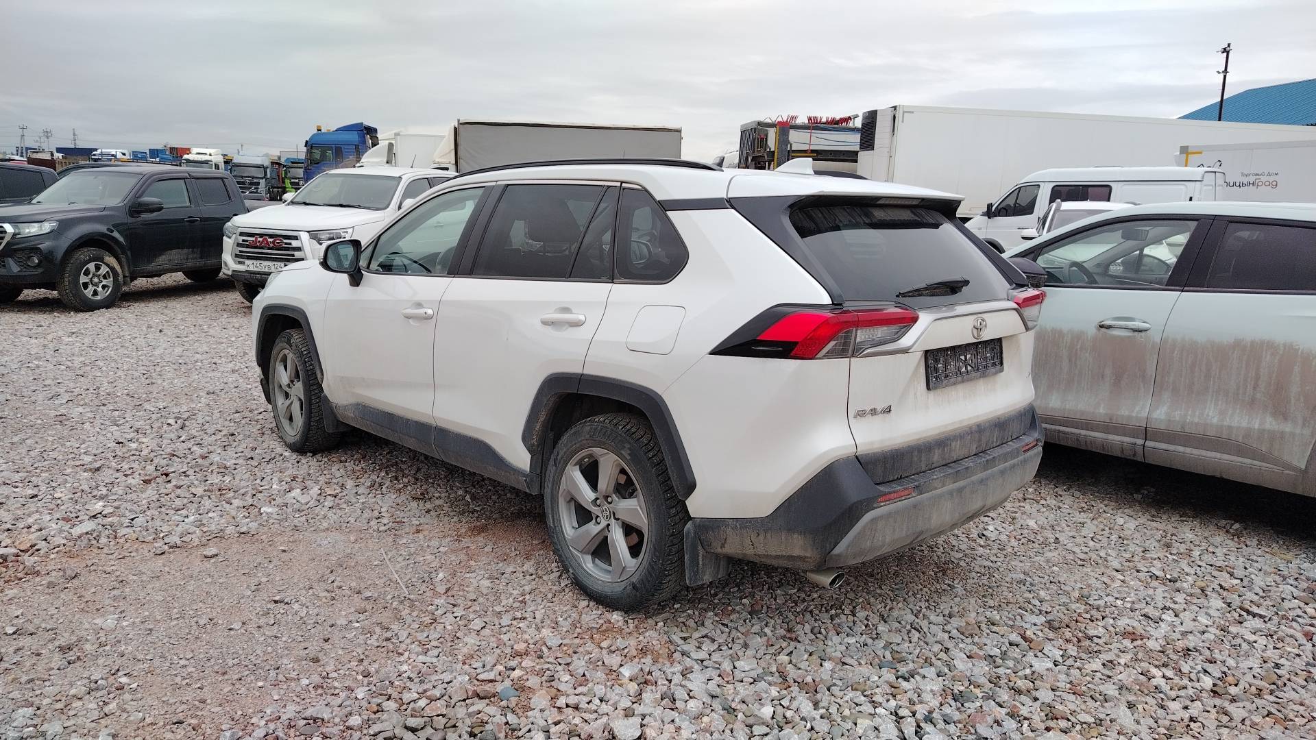 Toyota RAV4,  92 172 км, 2021 года