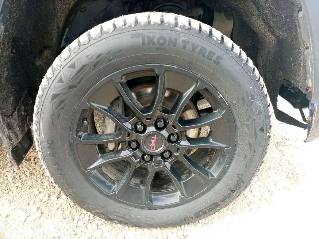 Toyota Tundra,  187 601 км, 2022 года в лизинг