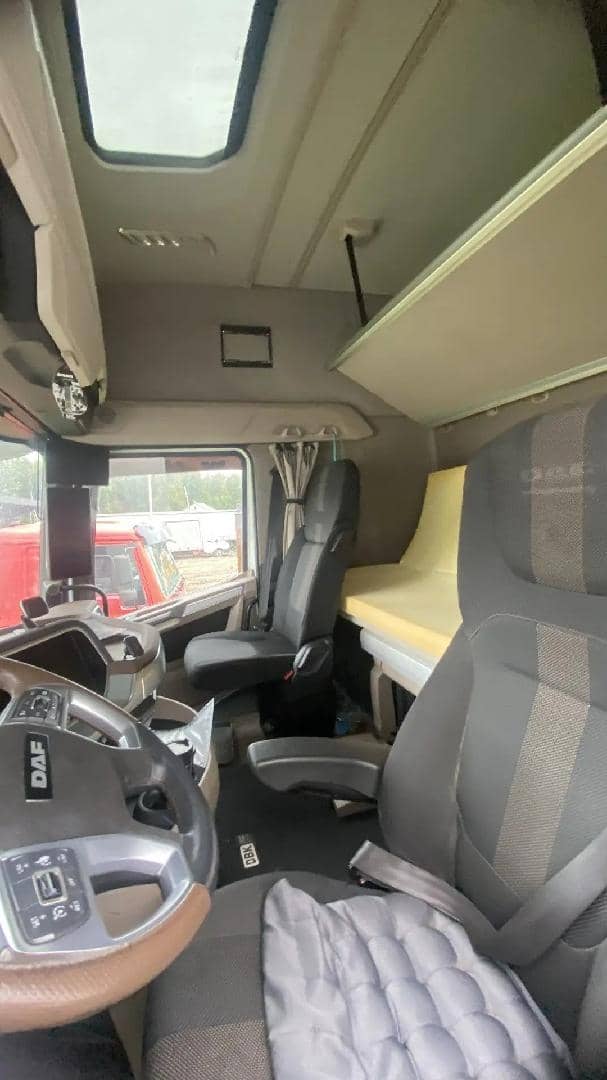 DAF XG+ 530 FT 4x2,  241 911 км, 2023 года в лизинг
