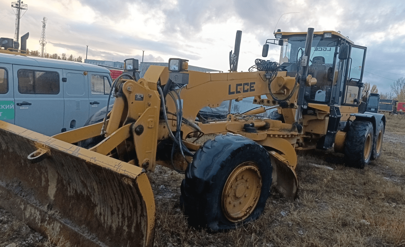 SDLG/LGCE G9220F, 2023 года