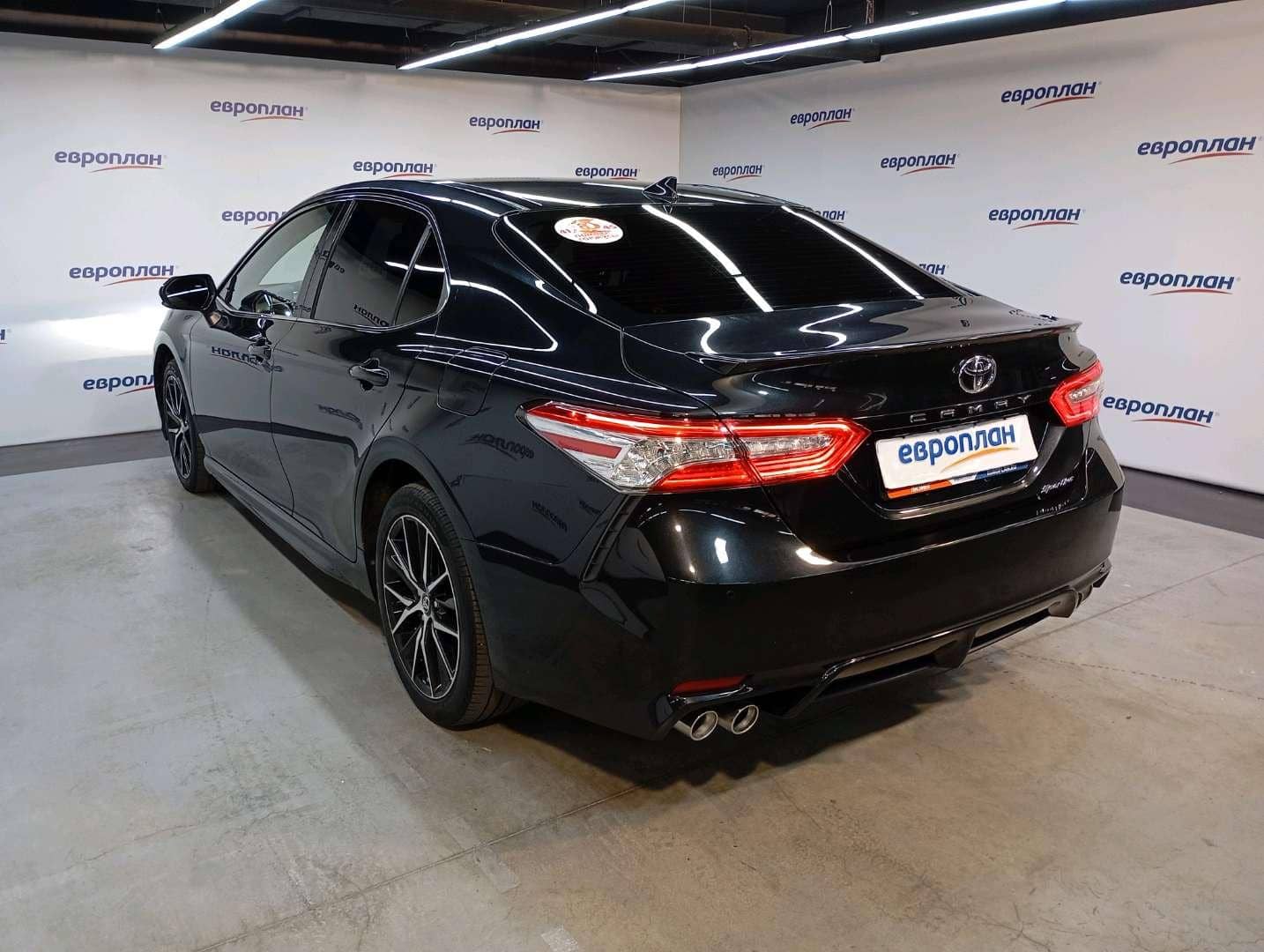 Toyota Camry,  51 241 км, 2023 года в лизинг