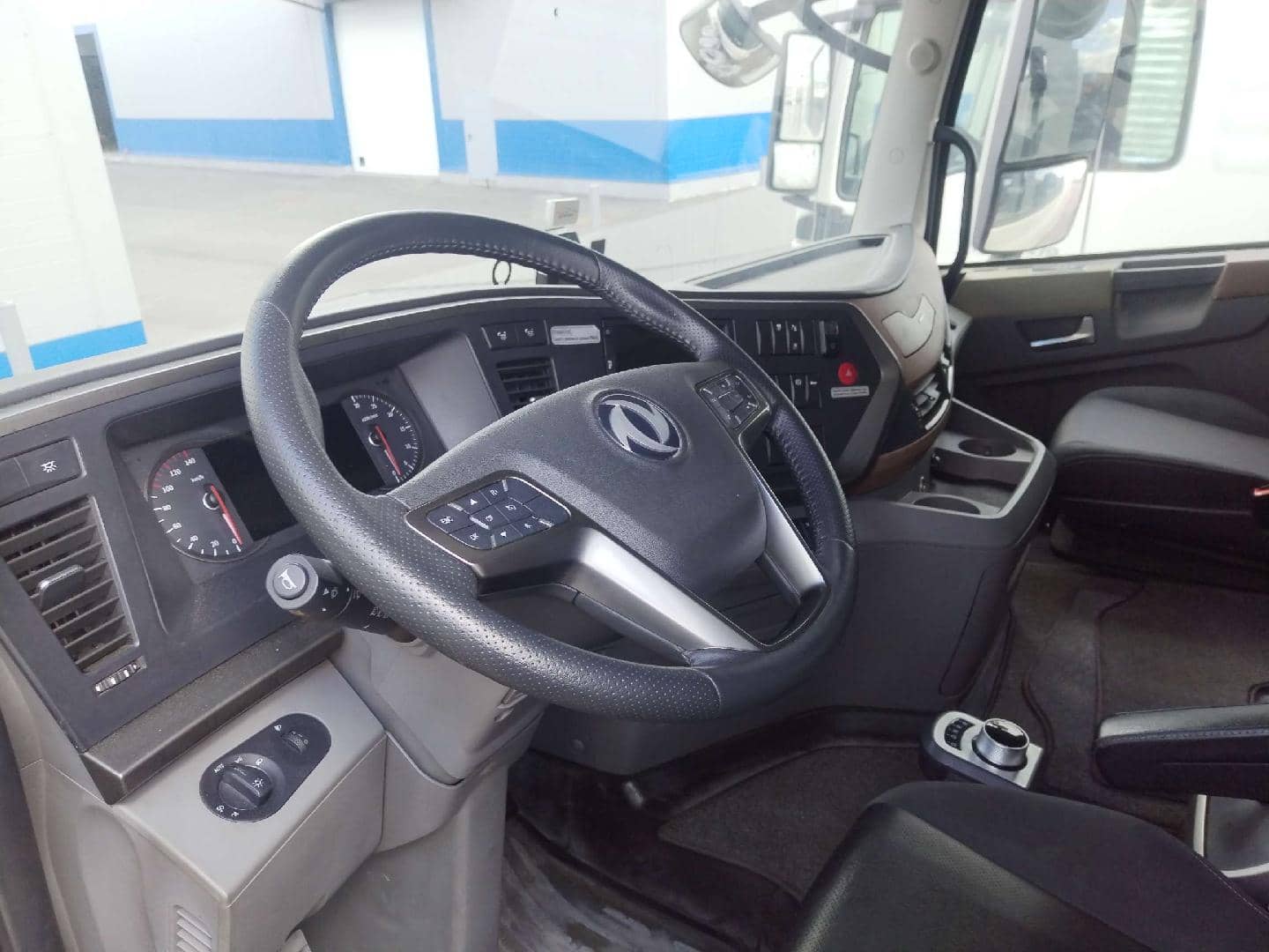 DongFeng GX D111A 4x2,  172 544 км, 2023 года в лизинг