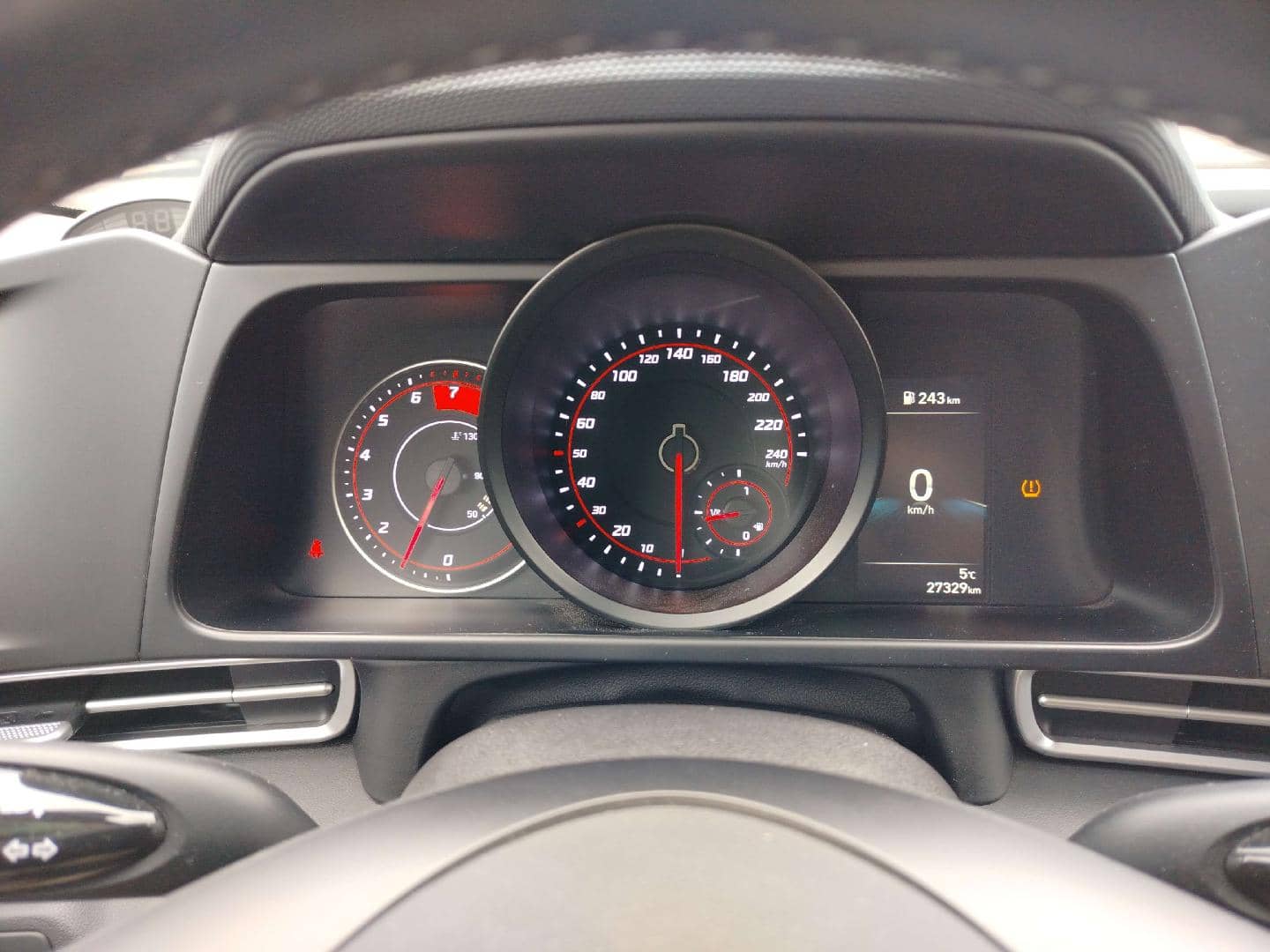 Hyundai Elantra,  27 329 км, 2022 года в лизинг