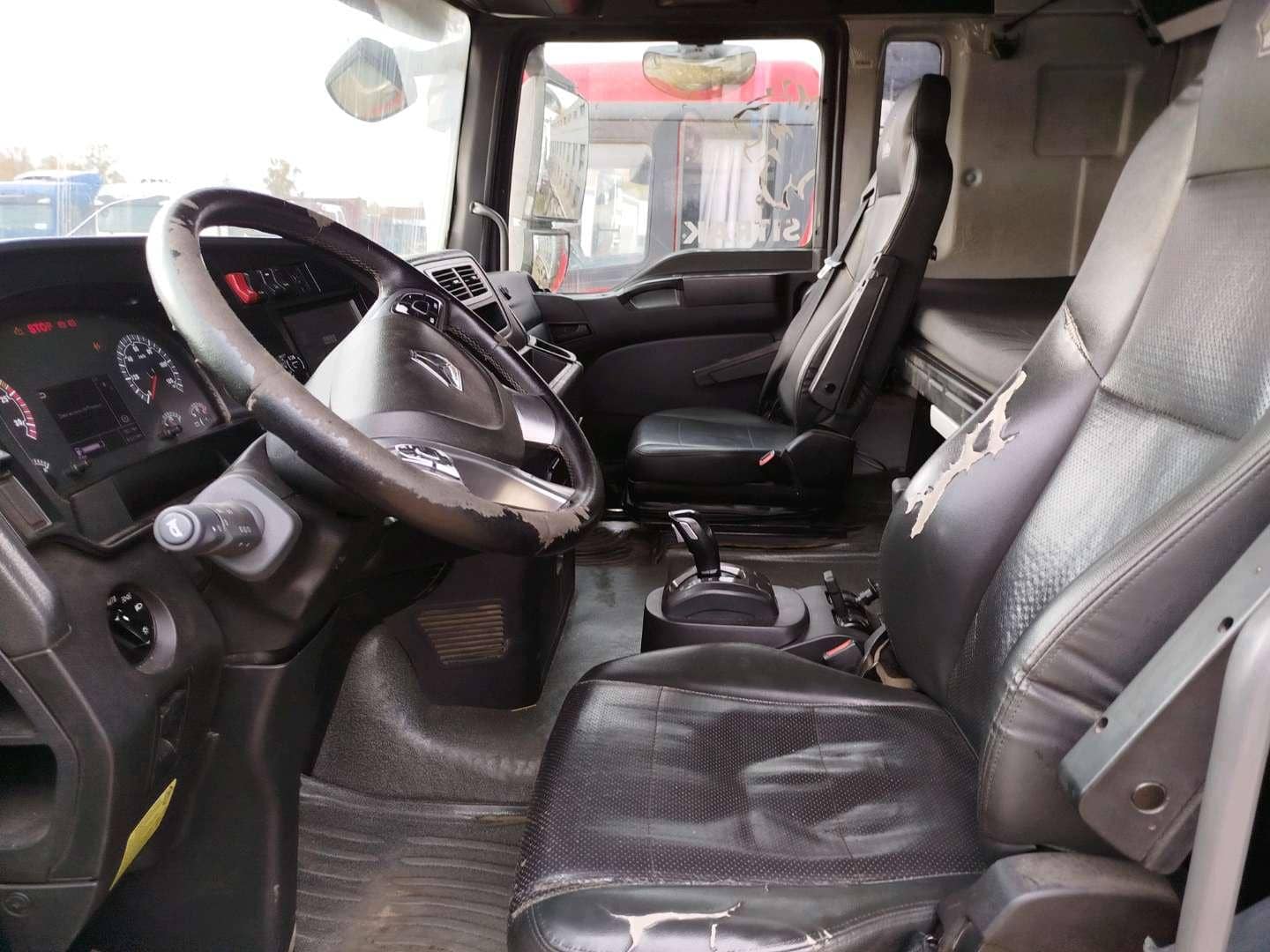 Sitrak C7H 4x2 ZZ4186V361HE,  618 371 км, 2022 года в лизинг