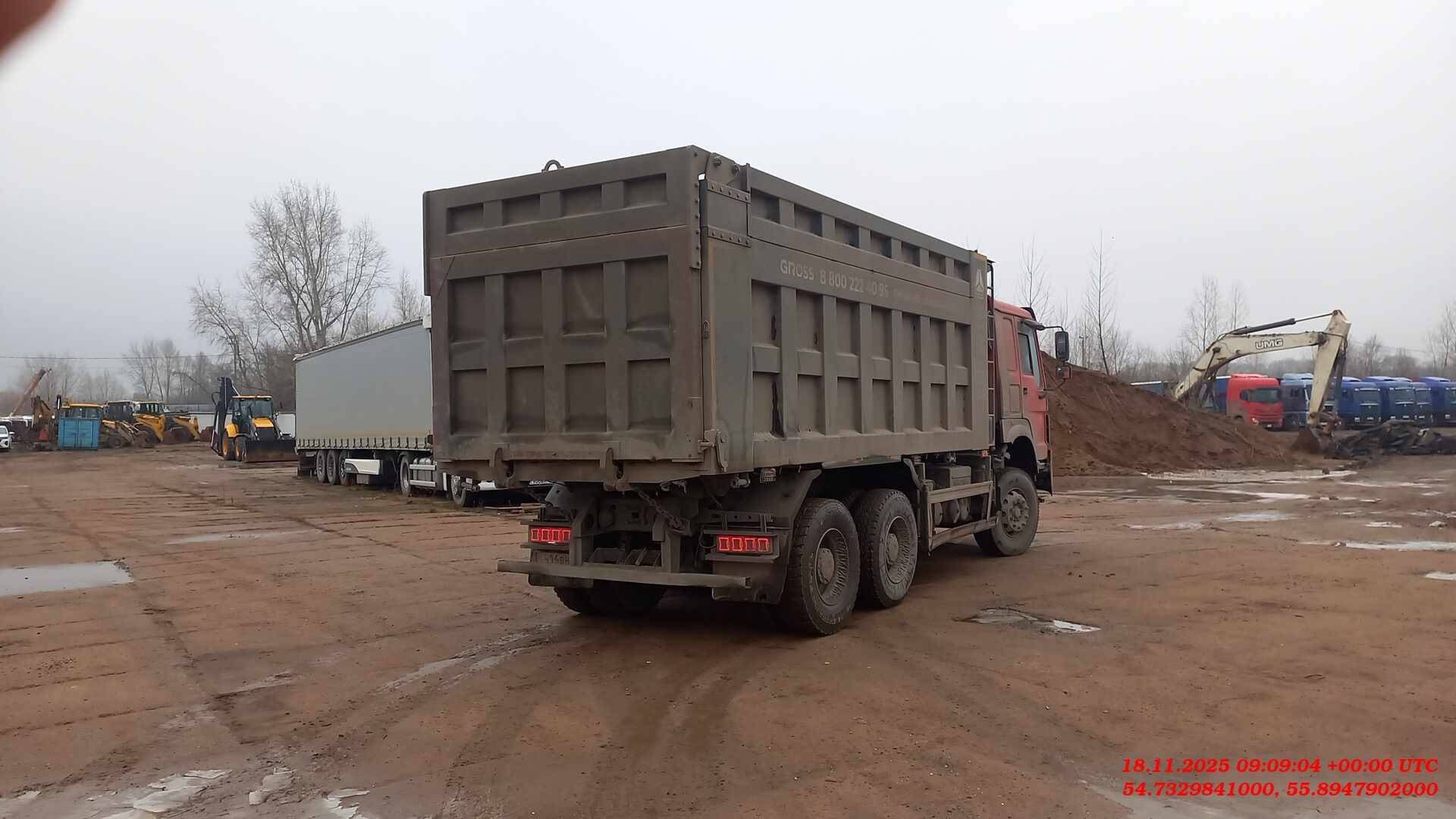 HOWO ZZ3327S3847E 6х4,  406 356 км, 2022 года в лизинг