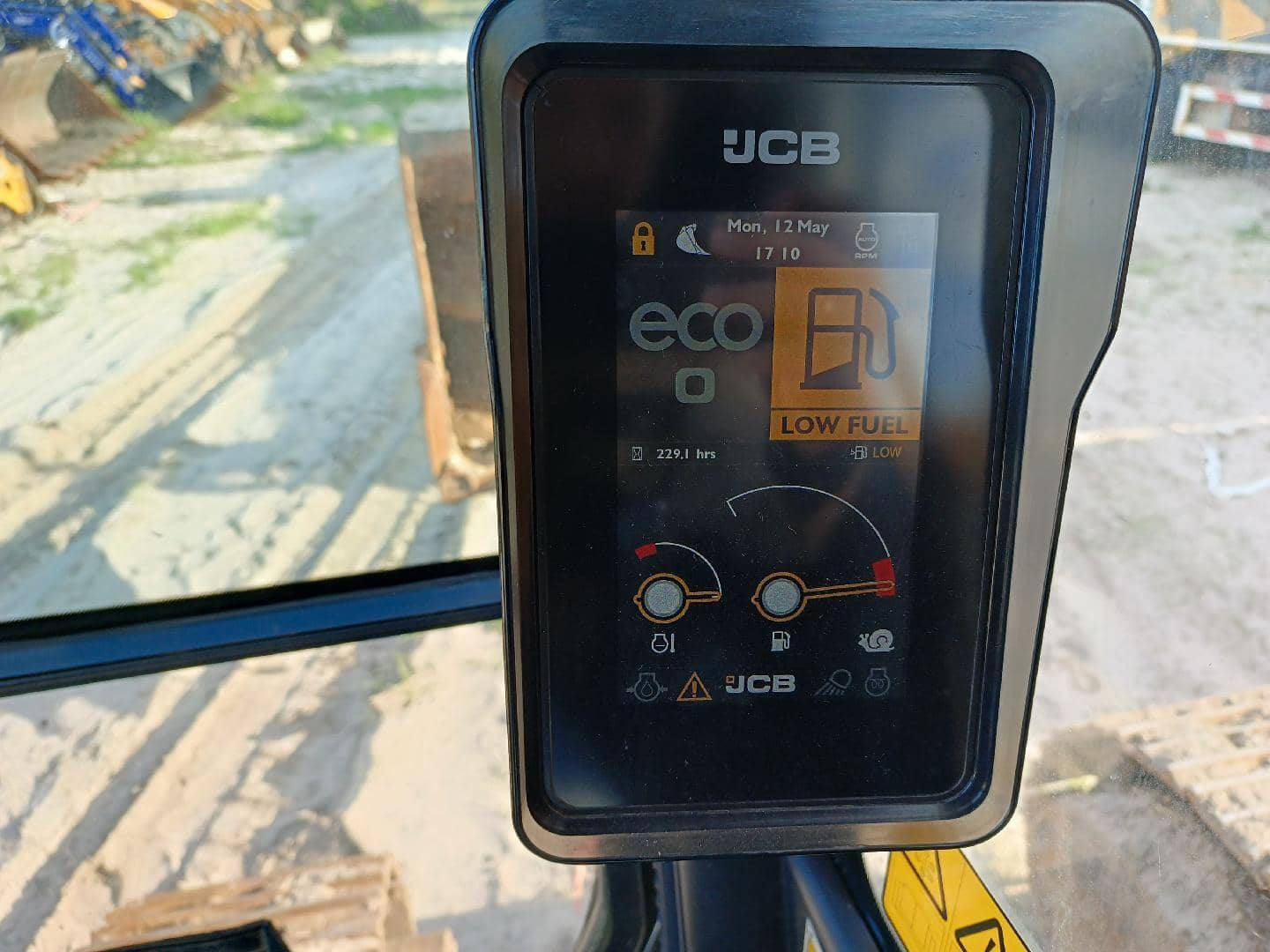 JCB JS205NLC,  229 км, 2020 года в лизинг