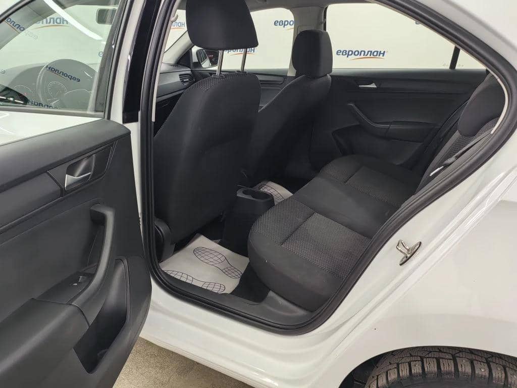 Volkswagen Polo,  94 351 км, 2021 года в лизинг